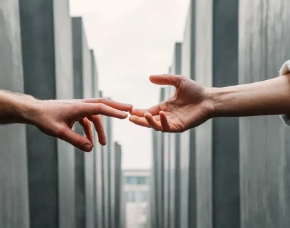 ORANG ASING DIPAKAI TUHAN